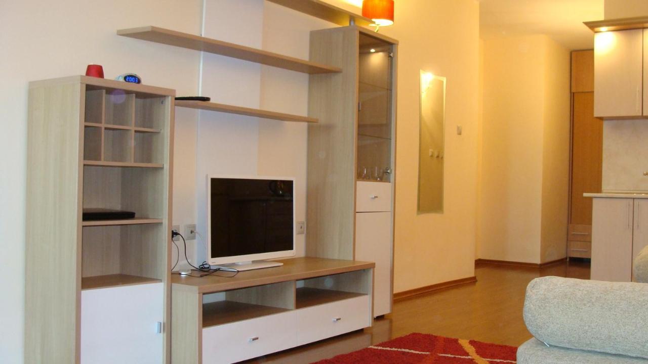 Admiral Apartments Golden Sands Phòng bức ảnh