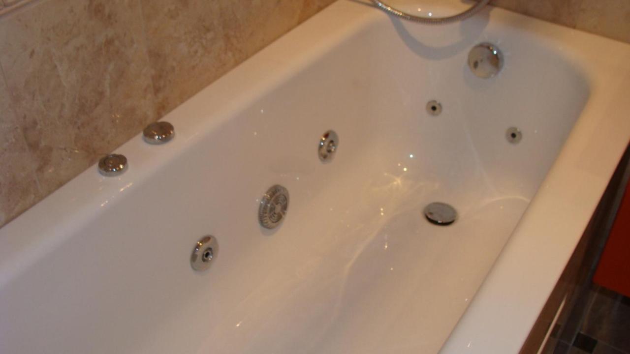 Admiral Apartments Golden Sands Phòng bức ảnh