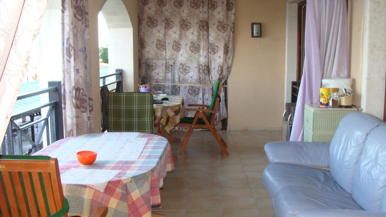 Admiral Apartments Golden Sands Ngoại thất bức ảnh