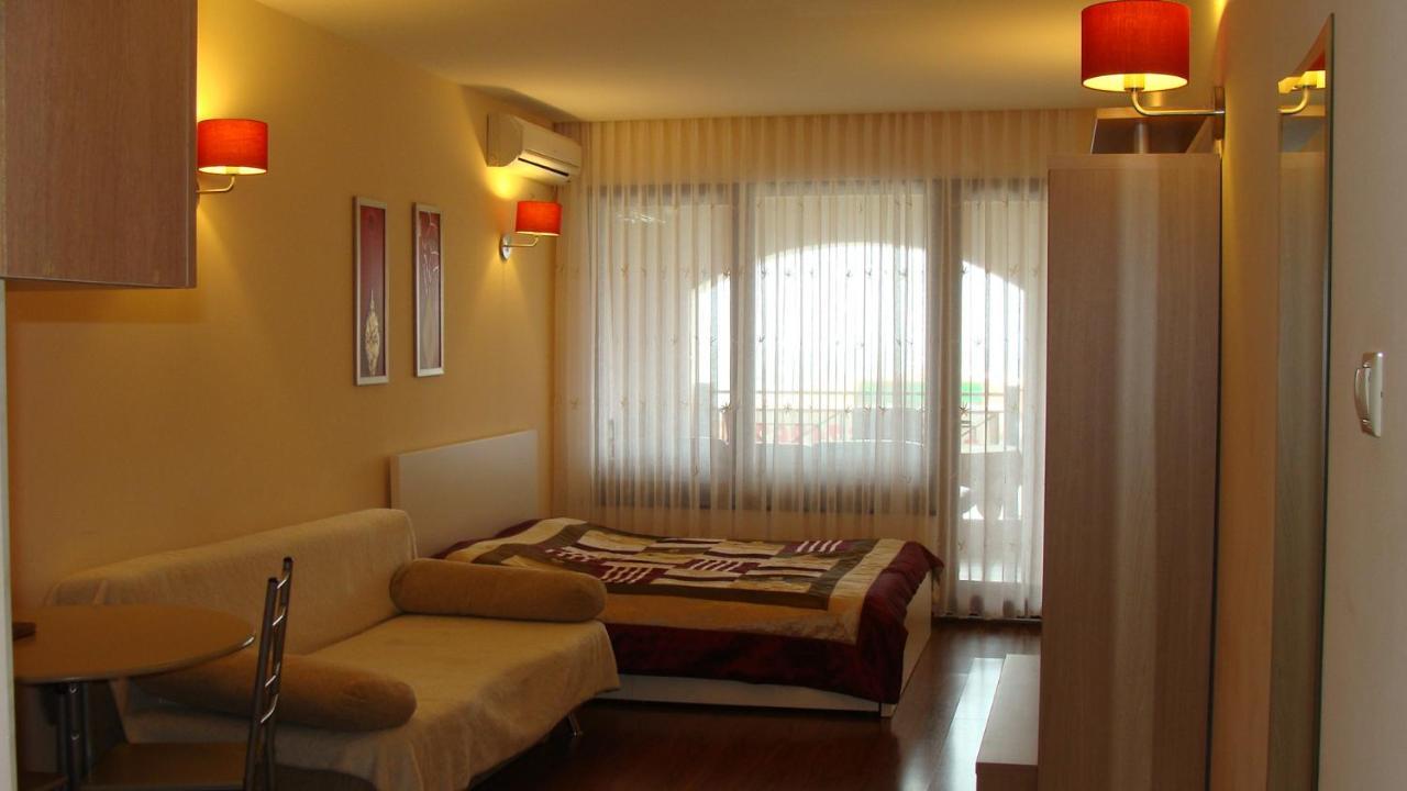 Admiral Apartments Golden Sands Ngoại thất bức ảnh